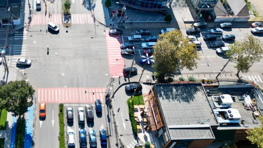 CONSTANȚA: Trafic îngreunat la intersecția de la Delfinariu, din cauza unei avarii RAJA