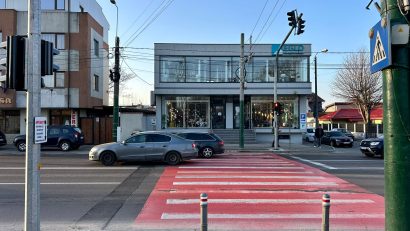 CONSTANȚA: Un sistem modern de semaforizare a fost amplasat la trecerea de pietoni de pe bulevardul I.C. Brătianu, la intersecția cu strada Matei Millo