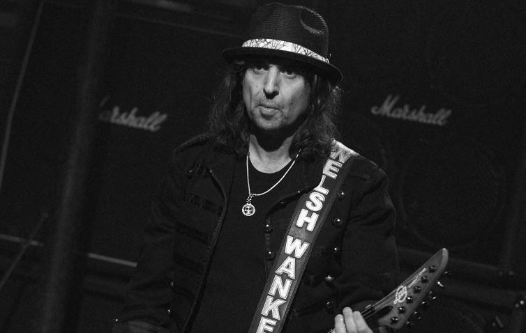 Phil Campbell, chitaristul trupei Motörhead, s-a stins din viață la 64 de ani
