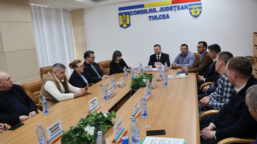 Județul TULCEA: 11 comune au accesat fonduri pentru creșterea eficienței energetice a sistemelor de iluminat public