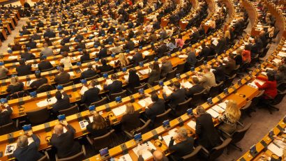 Corespondență de la Bruxelles: Parlamentul European adoptă raportul privind Global Gateway, în ciuda criticilor privind transparența