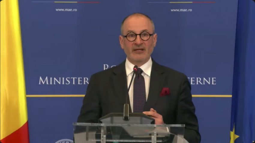 MAE: Aproximativ 2.000 de români au revenit în ţară din zona Golfului