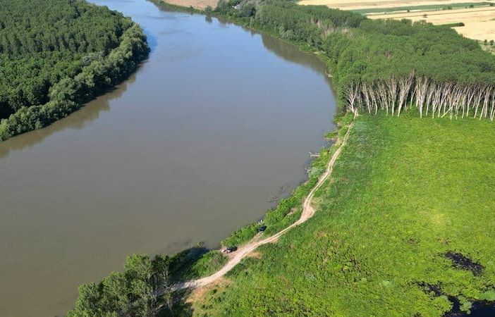 Navigația pe brațul Măcin al Dunării, între KM 54 și 49, va fi închisă, marți și miercuri
