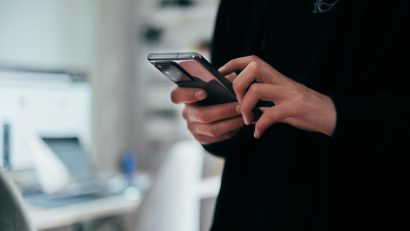 Stai sigur pe net | Libertatea de exprimare, cel mai invocat drept fundamental, dar și cel mai prost înțeles când vorbim despre utilizarea rețelelor sociale