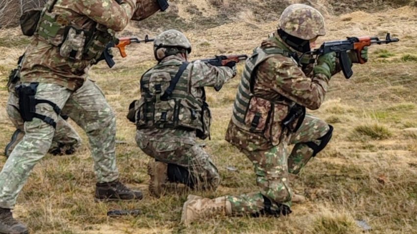 Atenție! Sesiuni de trageri și instrucție militară în Poligonul Murfatlar