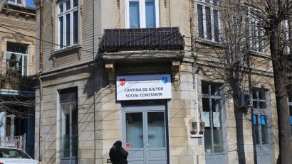Peste 200 de constănțeni beneficiază de serviciile Cantinei de Ajutor Social