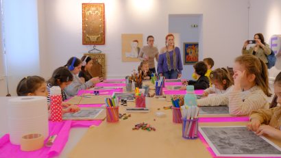 După o scurtă vacanță, din 9 mai, vor reîncepe atelierele de pictură pentru copii la Muzeul de Artă din Constanța