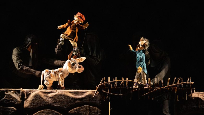 Programul Teatrului pentru Copii și Tineret „Căluţul de Mare”, în perioada 13 – 19 aprilie