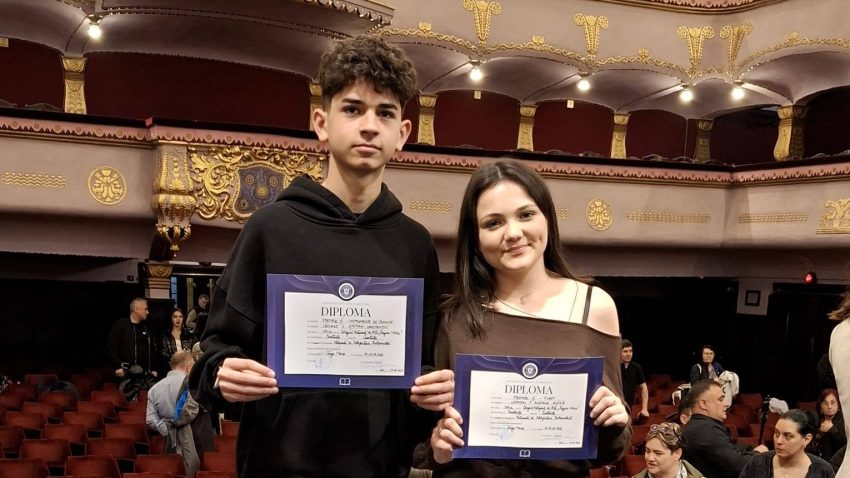 Rezultate de excepție pentru doi elevi de la Colegiul Național de Arte „Regina Maria”, care au participat la Olimpiada Națională de Interpretare Instrumentală pentru Învățământul Gimnazial