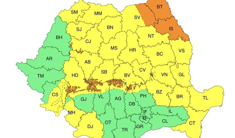 Noi avertizări de vreme rea. Dobrogea, sub COD GALBEN până joi seara