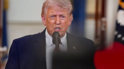 Donald Trump ameninţă Iranul că va lovi centralele electrice şi podurile, dacă nu deschide Strâmtoarea Ormuz