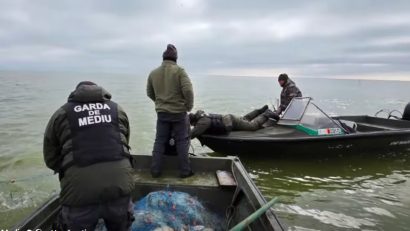 GNM: Peste 6 km de plase de pescuit, confiscate într-o amplă acțiune națională de combatere a braconajului piscicol