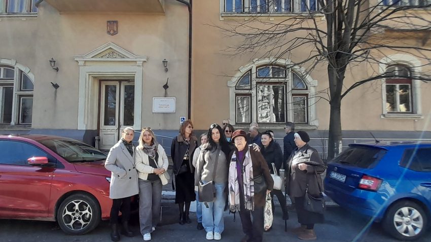 Locatarii din zona Abator anunță organizarea unui protest
