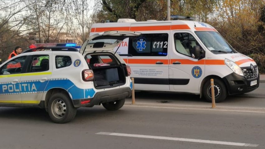 UPDATE | CONSTANȚA: Femeia care a sărit din ambulanță în timp ce era transportată către spital a murit