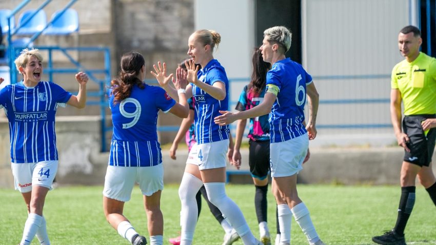 Fotbalistele de la Farul Constanța s-au calificat în semifinalele Cupei României