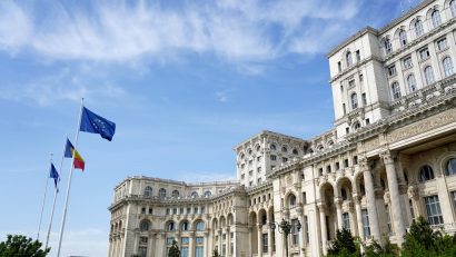 Moţiunea de cenzură va fi citită miercuri în Parlament. Dezbaterile și votul – pe 5 mai