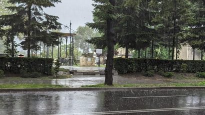 ANM: Precipitații în toate regiunile de Paști, variații de temperatură în următoarele două săptămâni