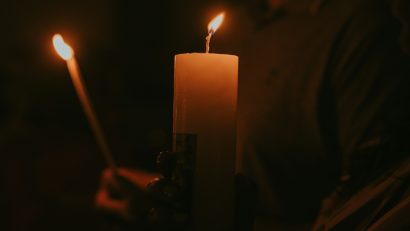 Sfânta Lumină va fi adusă în România cu o cursă specială, a confirmat reprezentantul Patriarhiei la Ierusalim
