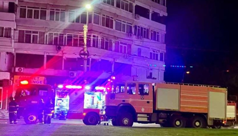 GALAȚI: O dronă a lovit un bloc. Explozie și incendiu la un apartament