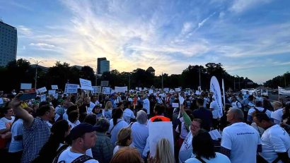 Protest al sindicaliștilor din Cultură – „Caravana Demnității” – un drum al memoriei prin București, solidarizare la nivel național