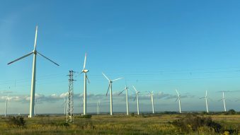 AUDIO | Energia din surse regenerabile versus energia nucleară. Ce spun specialiștii în domeniu