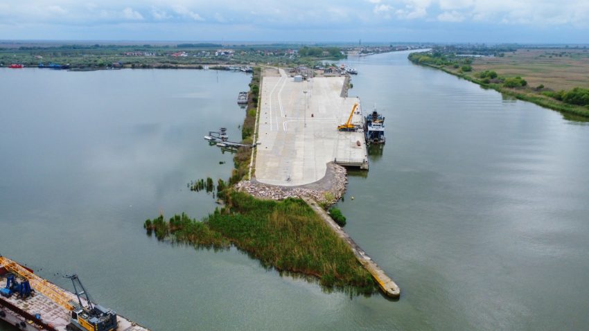 Portul Sulina, punct strategic în transportul mărfurilor între Dunăre și Marea Neagră