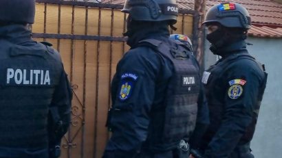 MEDGIDIA: Tânăr reținut după ce ar fi înșelat o firmă și mai multe persoane folosindu-se de o identitate falsă
