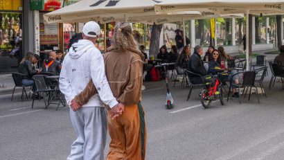 CONSTANȚA: În weekend, bulevardul Tomis devine pietonal