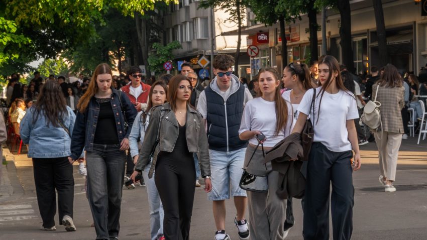 CONSTANȚA: Weekend dedicat pietonilor pe bulevardul Tomis