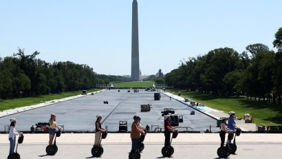 Trump anunță că vrea să construiască o promenadă care să îi poarte numele în apropierea Lincoln Memorial la Washington