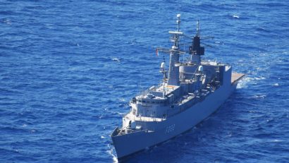 Fregata „Regina Maria” continuă misiunile de supraveghere maritimă în cadrul Operației EUNAVFOR MED IRINI