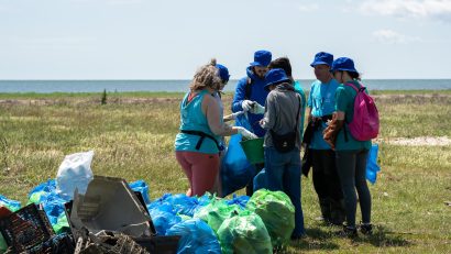 SULINA: Tabără de ecologizare – 7,6 tone de deșeuri colectate în patru zile