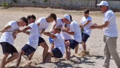 MANGALIA: „Ziua Apelor” – competiții marinărești, demonstrații și activități educative
