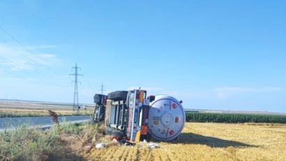 O cisternă încărcată cu GPL s-a răsturnat între Corbu și Săcele