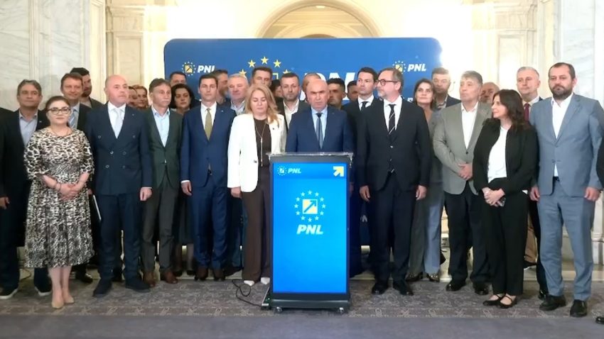 Bolojan: PNL nu susține Guvernul Veștea având în vedere că desemnarea s-a făcut fără consultarea partidului