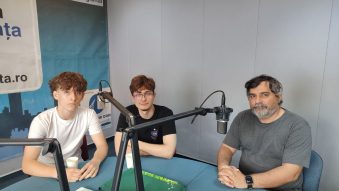 Dialoguri la Zi: #staisigurpenet – inginerul informatician Victor Seorici alături de elevii David Gheorghică Istrate și Matei Deliu
