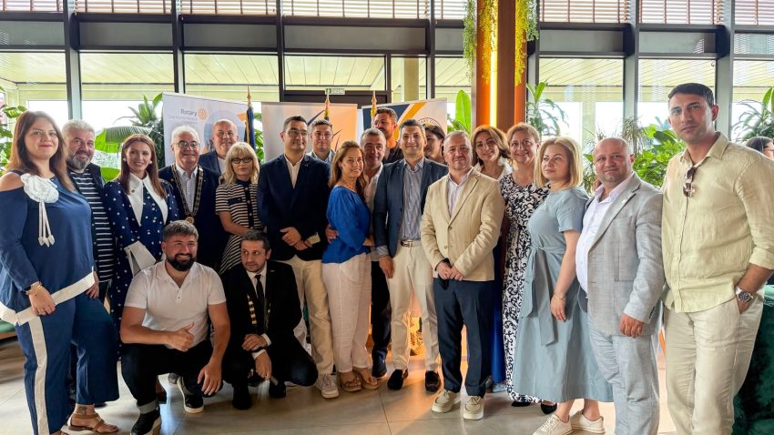 Rotary Club Constanța Marea Neagră a devenit oficial parte a Rotary International