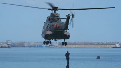 Forţele Navale Române participă la exerciţii de combatere a minelor și neutralizare a dispozitivelor explozive