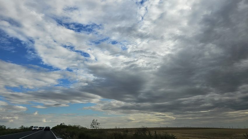 Vreme răcoroasă și instabilă, în Dobrogea și pe litoral