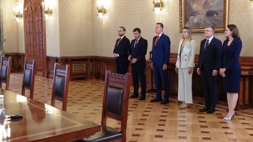 Consultări la Cotroceni/ Președintele Nicușor Dan discută cu reprezentanții USR