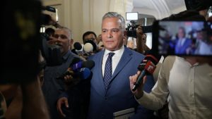 Premierul desemnat a depus la Parlament lista Cabinetului și programul de guvernare