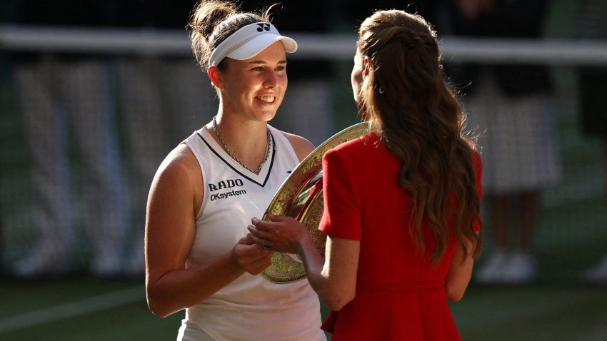 Linda Noskova a câştigat turneul de la Wimbledon, primul titlu de Mare Șlem din carieră