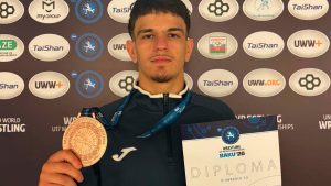Lupte: Vlad Trip, medaliat cu bronz la Mondialele Under-17 din Azerbaidjan