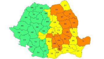 Dobrogea, sub noi avertizări COD PORTOCALIU și GALBEN de averse șii vijelii