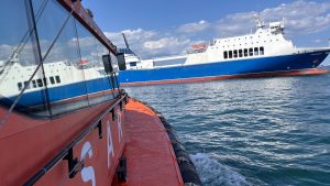 Intervenție ARSVOM pe mare. Un marinar necesita îngrijiri medicale