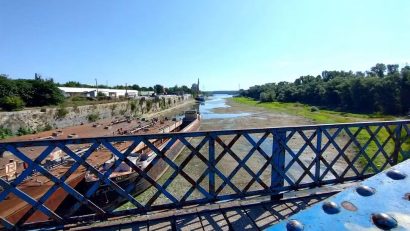 Debitul Dunării la Baziaș scade periculos spre minimul istoric