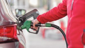 Situație de criză pe piața produselor petroliere și un nou mecanism de reducere a accizei la carburanți