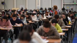 Record de candidaţi la Universitatea de Medicină şi Farmacie „Carol Davila” din Bucureşti