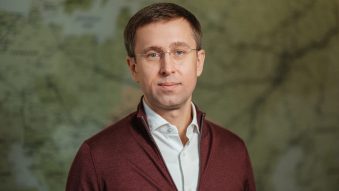Ucraina: Președintele Zelenski îl desemnează premier pe managerul Naftogaz
