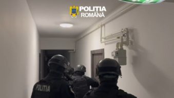 CONSTANȚA: Două persoane reținute pentru că ofereau cazări false pe litoral